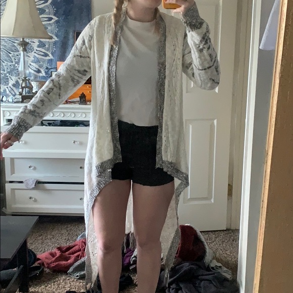 Cardigan - Picture 2 of 3